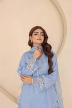 Eid Pret THE ICE BLUE