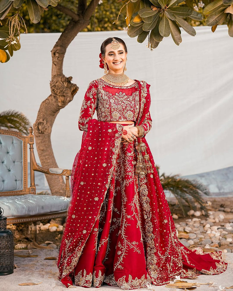 Best Pakistani Bridal Dresses Online | Luxury Wedding Edition Naqshkaar Best Pakistani Bridal Dresses Online | Luxury Wedding Edition Naqshkaar